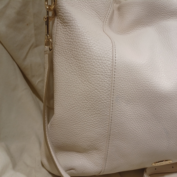 Coach Isabella - Picture 2 of 14